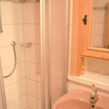 Apartpension Schollberg 게스트하우스 *