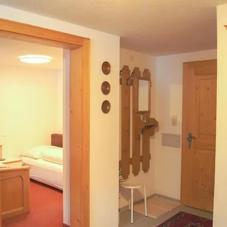 Apartpension Schollberg 장크트안톤암아를베르크