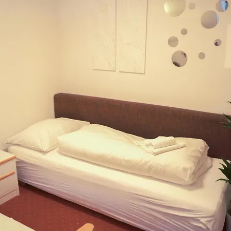 Apartpension Schollberg 게스트하우스 장크트안톤암아를베르크